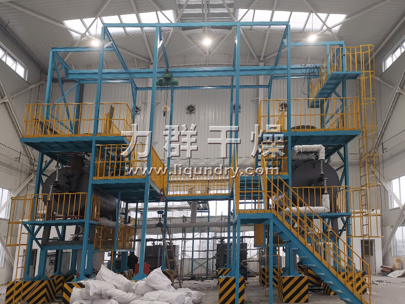 真空耙式幹燥機客戶現場實拍